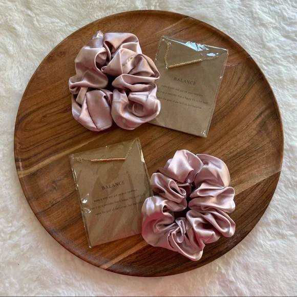 BUNDLE✨ Dainty Balance Necklaces + Silky Scrunchies - Picture 3 of 4